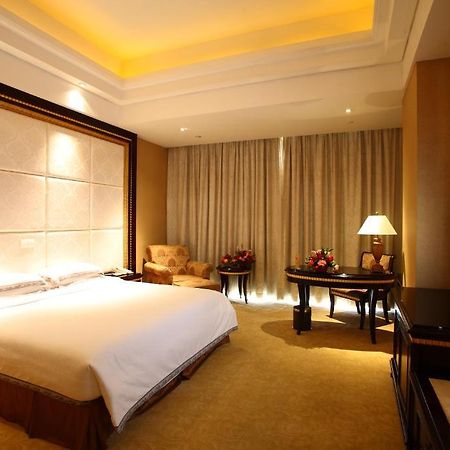 Forla Hotel Dongguan  Bagian luar foto